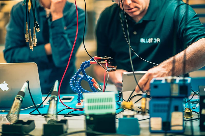 mHUB-members-manufacturing-small-electronics-parts-edit